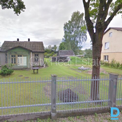 Pārdod māju Jūrmalā