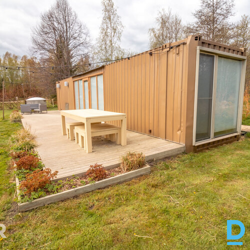 Tikai 200 metrus no jūras - pilnībā aprīkota atpūtas māja ar skaistu, labiekārto