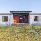 Продаётся всесезонный дом отдыха с благоустроенным земельным участком площадью 6