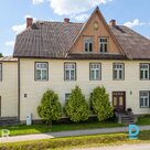 Продается 3-х этажное здание с земельным участком площадью 2600 м² в центре Мазс