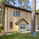 Продаётся двухэтажный жилой дом с ухоженным участком всего в 800 метрах от моряУ