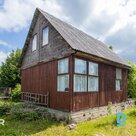 Продаётся компактный двухэтажный садовый домик всего в 1,7 км от морского пляжа.