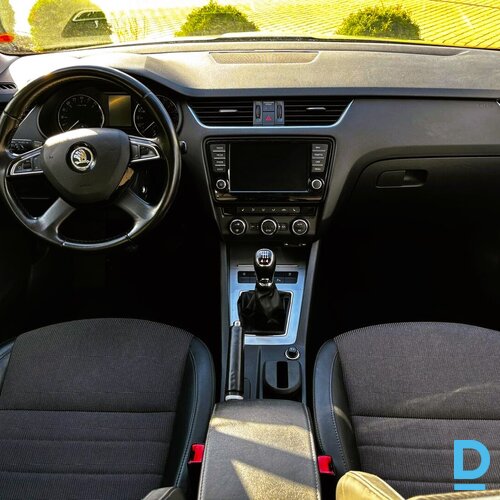 Pārdodu, iznomāju ar izpirkuma tiesībām vai mainu Skoda Octavia (4x4).