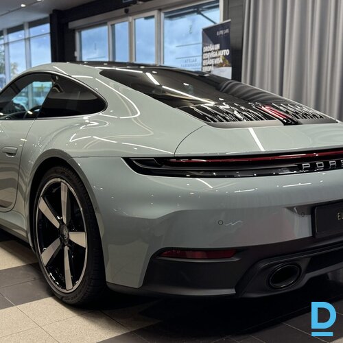 Pārdod Porsche 911 Carrera, 2025