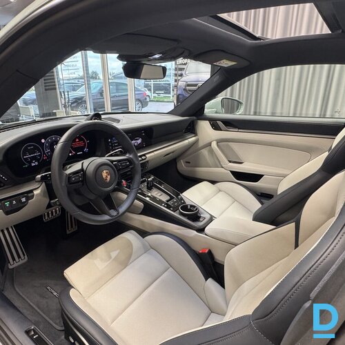 Pārdod Porsche 911 Carrera, 2025