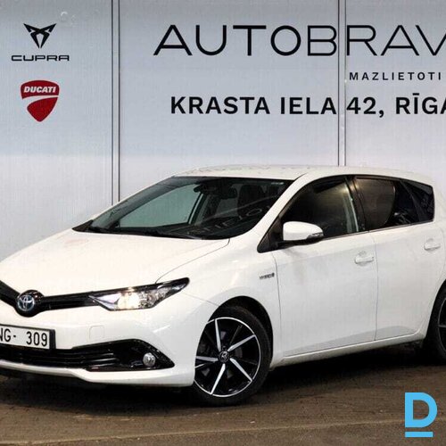 Pārdod Toyota Auris Hybrid 1.8, 2019