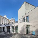 Autonoma ēka Vecrīgā pie Līvu laukuma