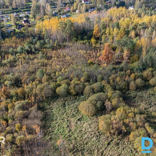 Pārdošanā 15.6 ha zemes gabals privātmāju ciemata attīstīšanai 25 km no Rīgas.Īp