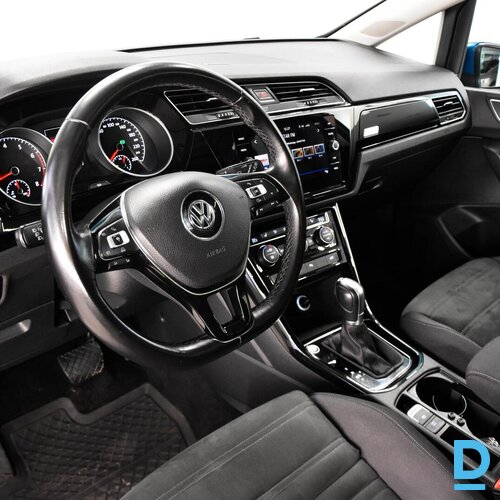 Pārdod Volkswagen Touran Highline 1.8 TSI, 2018