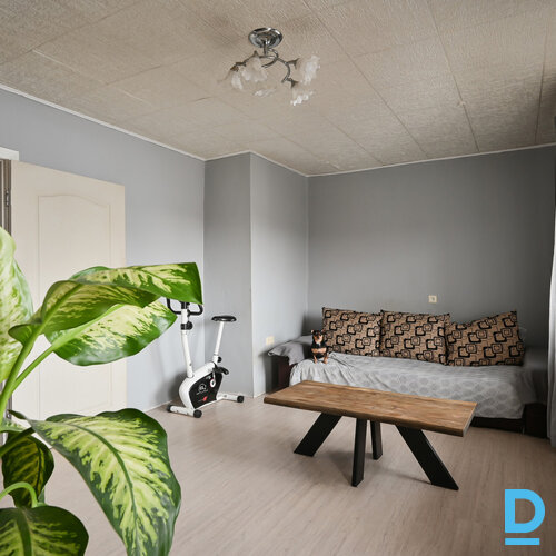 Pārdod dzīvokli Pulkveža Brieža iela 10