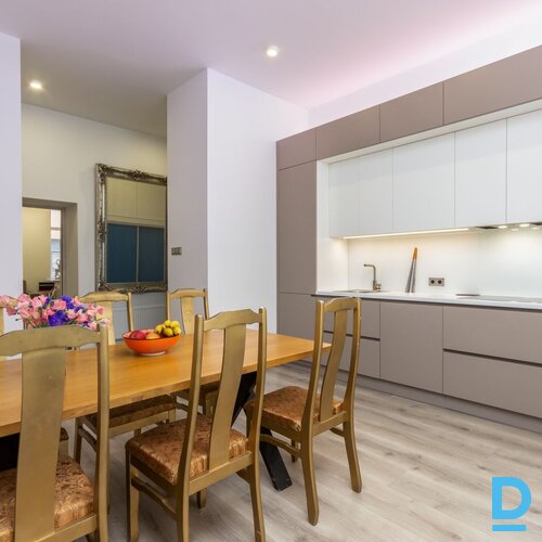 Izīrē dzīvokli Rīga