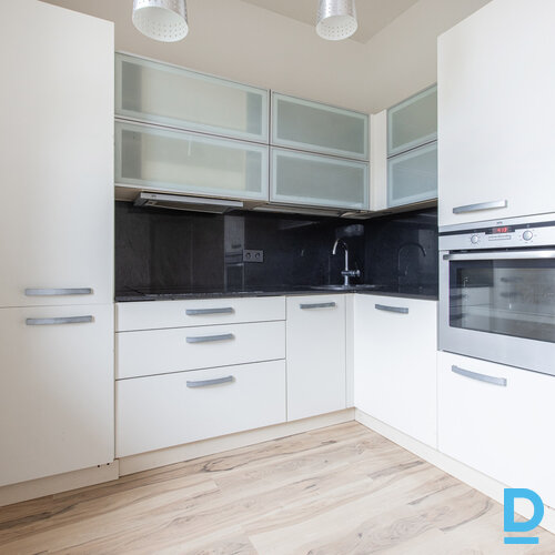 Pārdod dzīvokli Ādažu novads Ādaži Ūbeļu 16