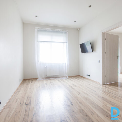 Pārdod dzīvokli Ādažu novads Ādaži Ūbeļu 16