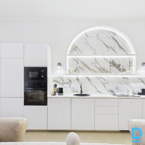 Pārdod dzīvokli Rīga Centrs Brīvības 72