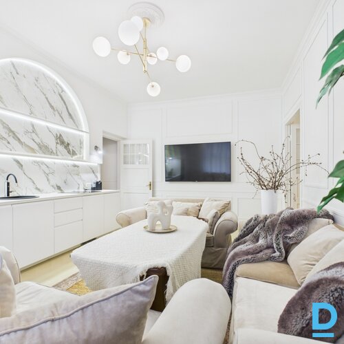 Pārdod dzīvokli Rīga Centrs Brīvības 72