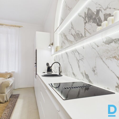 Pārdod dzīvokli Rīga Centrs Brīvības 72