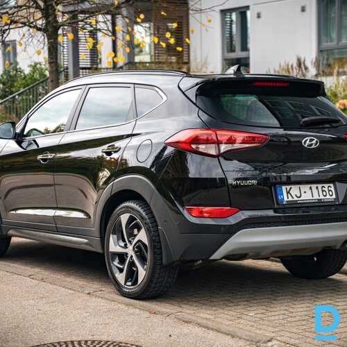 Pārdod Hyundai Tucson 1.6i, 2016 Pārdod Hyundai Tucson 1.6i, 2016