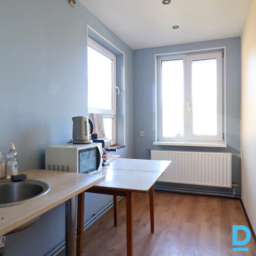 Pārdod māju Sauleskalna iela 2