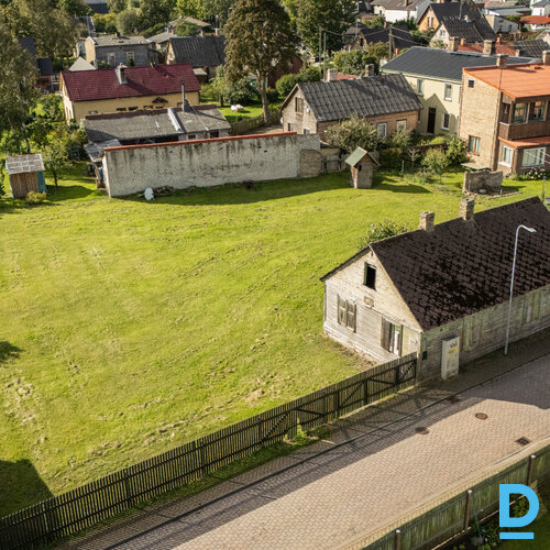 Pārdod zemi Karlīnes iela 21