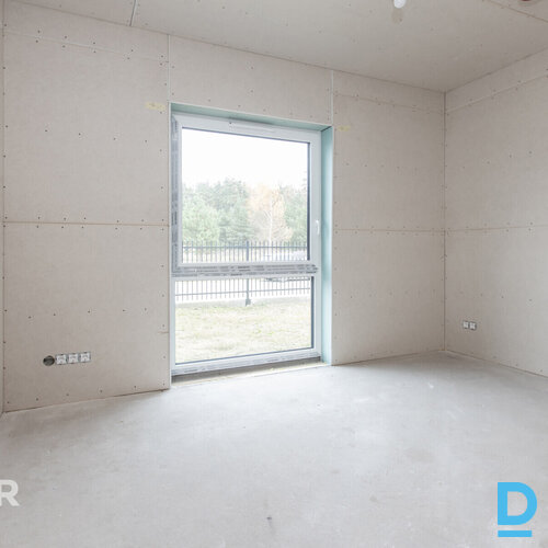 Moderna, kvalitatīva un tikko uzcelta dvīņu māja Dzidriņās.Ēka ir celta un nodot