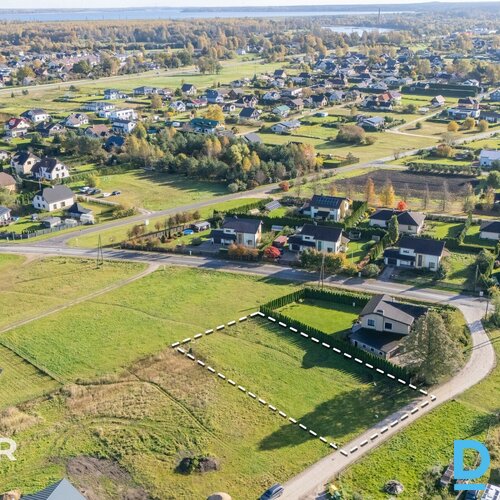 Pārdošanā līdzens, taisnas formas 1500 m² zemes gabals privātmājas būvniecībai K Pārdošanā līdzens, taisnas formas 1500 m² zemes gabals privātmājas būvniecībai K