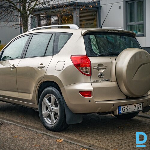 Pārdod Toyota Rav 4 2.0 benzīns/gāze, 2007