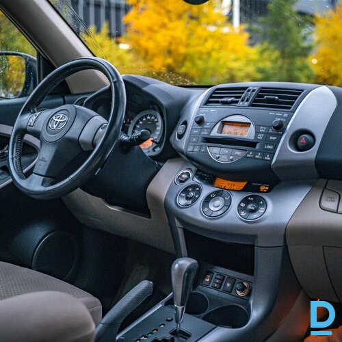 Pārdod Toyota Rav 4 2.0 benzīns/gāze, 2007