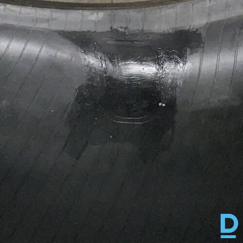 Pārdod Ziemas riepas Bridgestone Blizzak LM005 285/40R21