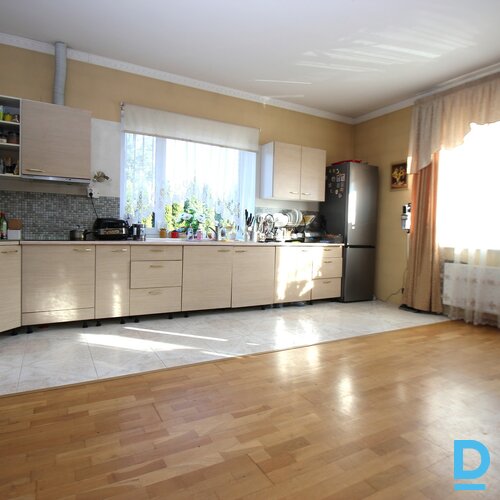 Pārdod māju Betona iela 6, Dreiliņi, 270m²