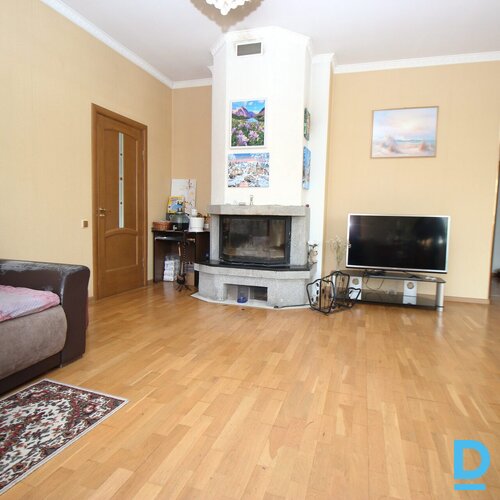 Pārdod māju Betona iela 6, Dreiliņi, 270m²