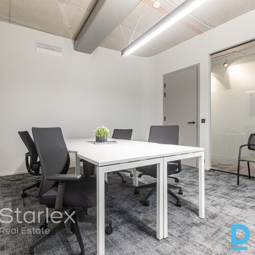 SPACES NOVIRA PLAZA SPACES NOVIRA PLAZA