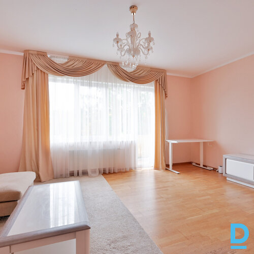 Pārdod dzīvokli Spuņciema iela 17 Pārdod dzīvokli Spuņciema iela 17