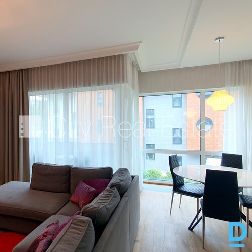 Pārdod dzīvokli Jūrmalā