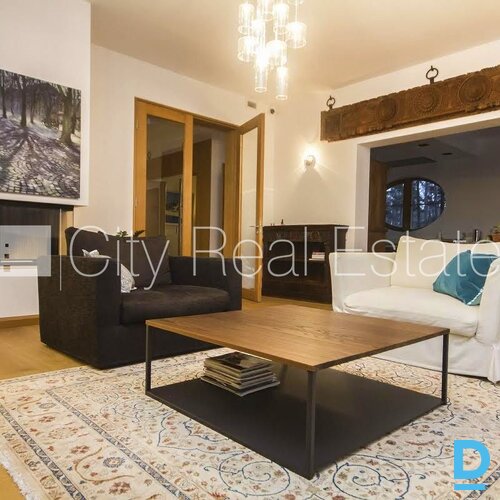 Pārdod māju Jūrmalā Pārdod māju Jūrmalā