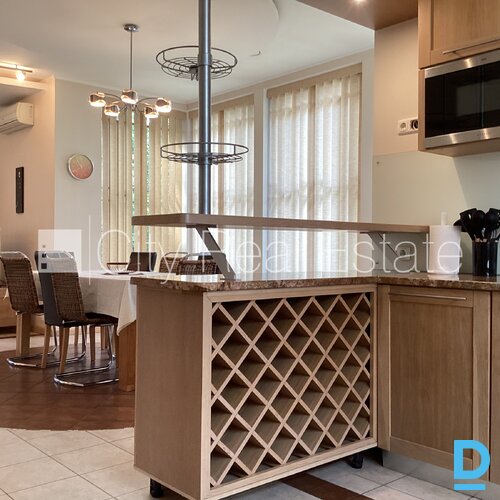 Pārdod māju Jūrmalā