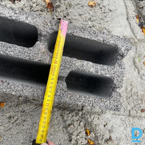 Pārdod granīta drupināto šķembu blokus