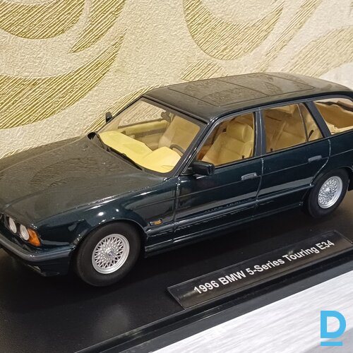 BMW E34 Touring modelis