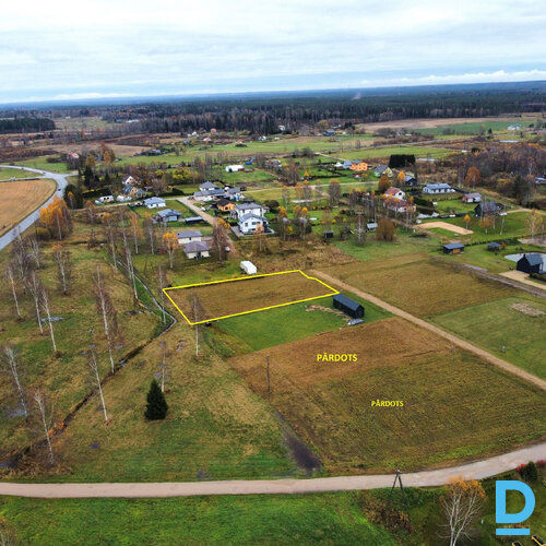 Pārdod zemi Purenieku iela 8