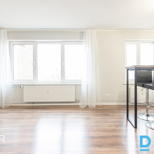 Pārdošanā gaišs un pilnībā atjaunots vienistabas dzīvoklis renovētā mājā Sarkand Pārdošanā gaišs un pilnībā atjaunots vienistabas dzīvoklis renovētā mājā Sarkand