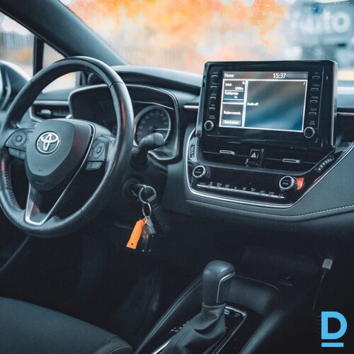 Pārdod Toyota Corolla 1.2i, 2019