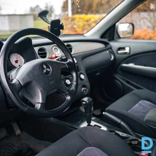 Pārdod Mitsubishi Outlander 2.4i, 2006 Pārdod Mitsubishi Outlander 2.4i, 2006