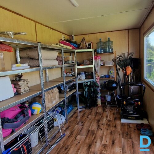 Tiek pārdots skaists, sakopts īpašums Ādažos 200 m no Gaujas!