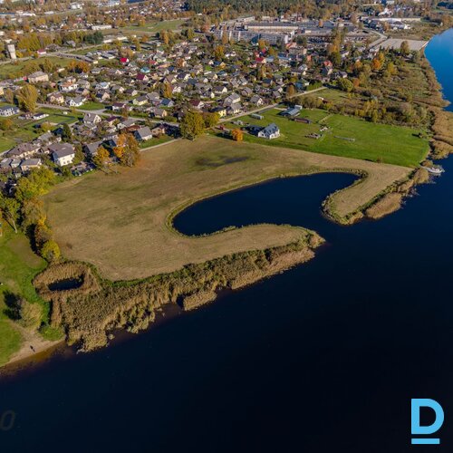 Pārdod zemi Jelgava