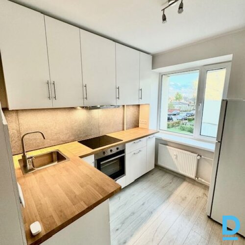 Pārdod dzīvokli Pulkveža Brieža iela 28