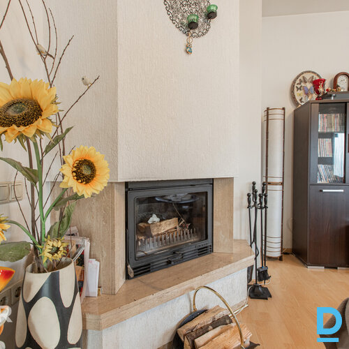 Ģimenēm ideāla atrašanās vieta – tikai 500 metri līdz Ādažu vidusskolai! Pārdoda