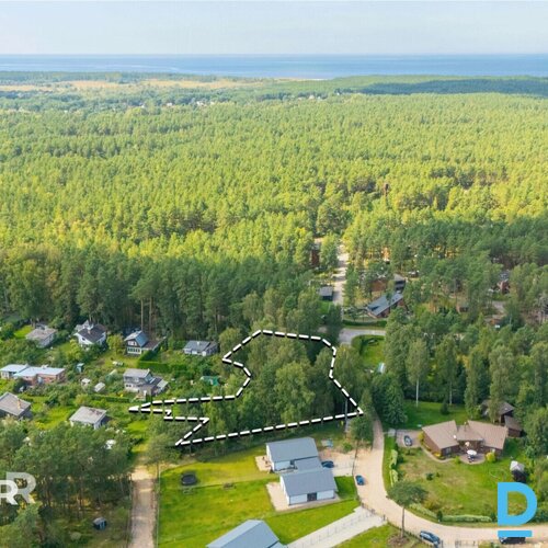 Pārdošanā 3100 m² zemes gabals privātai apbūvei netālu no jūras un Ādažiem.Dzīvo Pārdošanā 3100 m² zemes gabals privātai apbūvei netālu no jūras un Ādažiem.Dzīvo