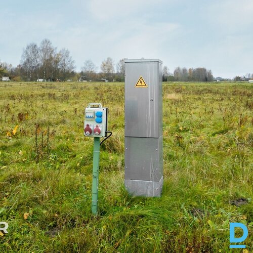 Pārdošanā 5430 m² zemes gabals privātai apbūvei Raganā.Zeme atrodas savrupmāju a