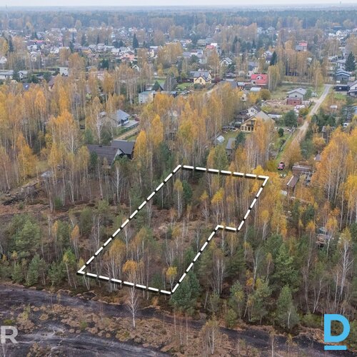 Īpašums 2217 m² platībā atrodasmierīgā, zaļā apkaimē ar ērtu piekļuviOlaines un 