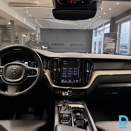 Pārdod Volvo Xc60 D5 Awd Inscription, 2018