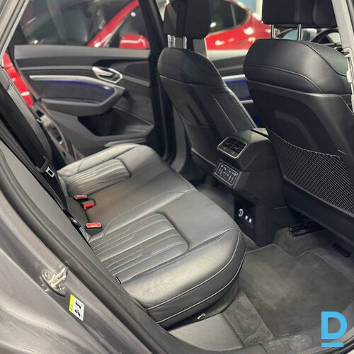 Pārdod Audi Etron 55 Black Edition, 2019
